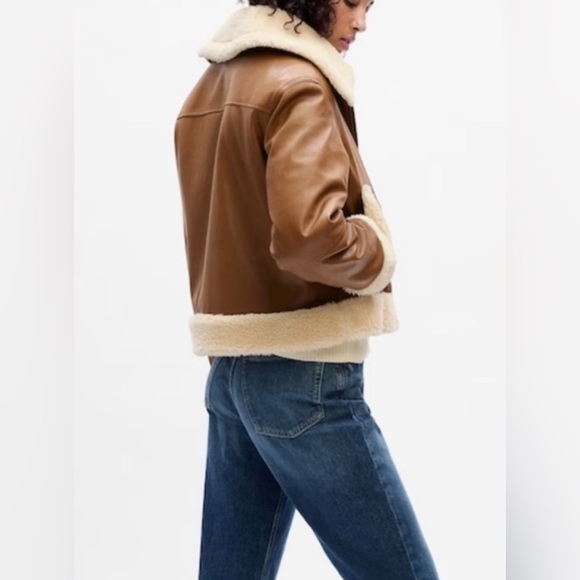 GAP Women’s Henna Brown Vegan Leather Sherpa Bomber Jacket NEW Size Large - Picture 3 of 11